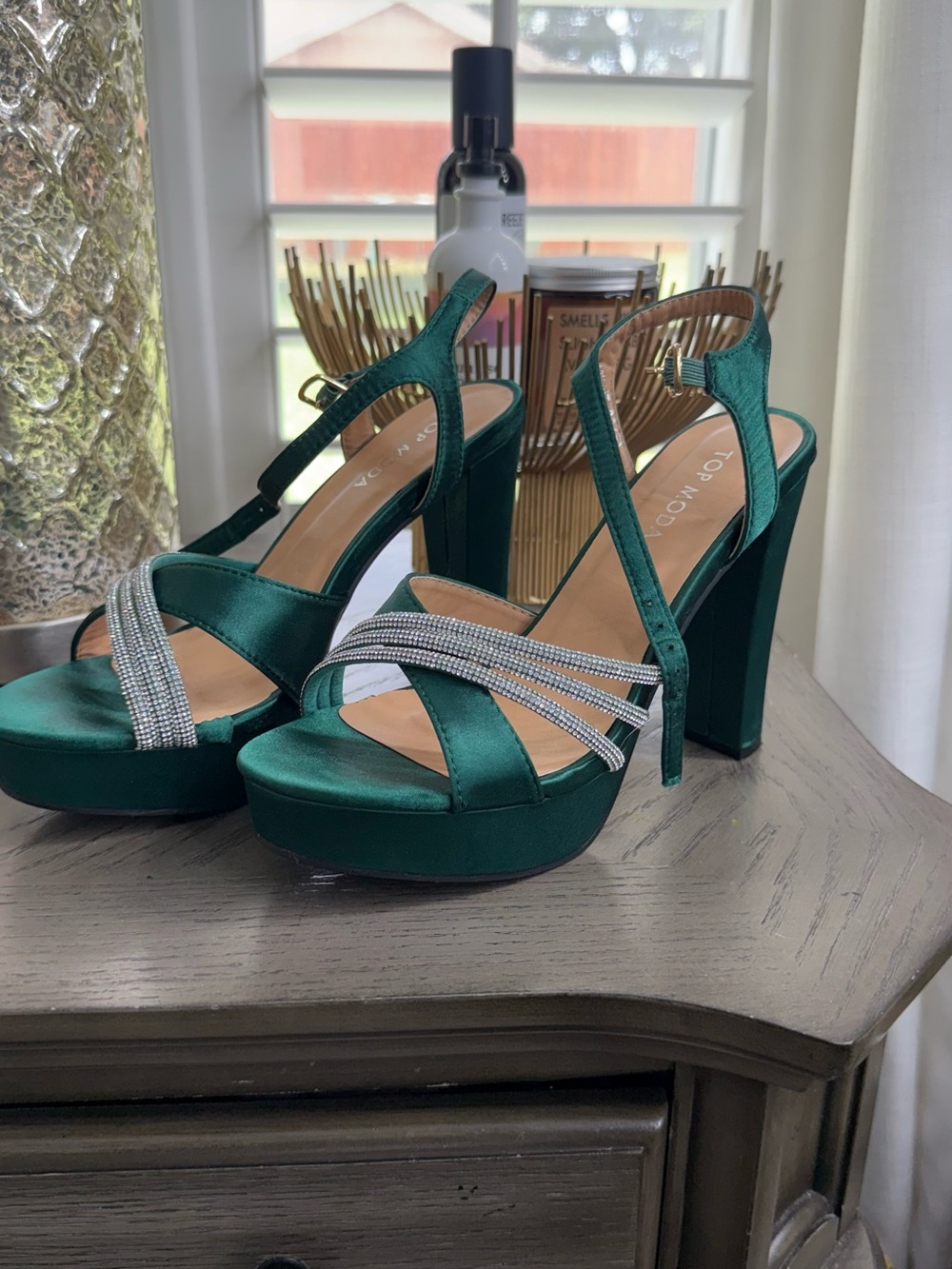 Used Top Moda Emerald Green Rhinestone Platform Heels